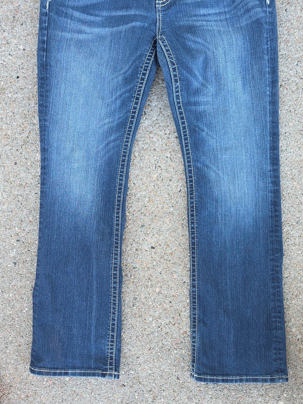 Miss Me JE5759EL Embellished Bling Rhinestone Easy Bootcut Jeans Size 32 - Picture 9 of 16